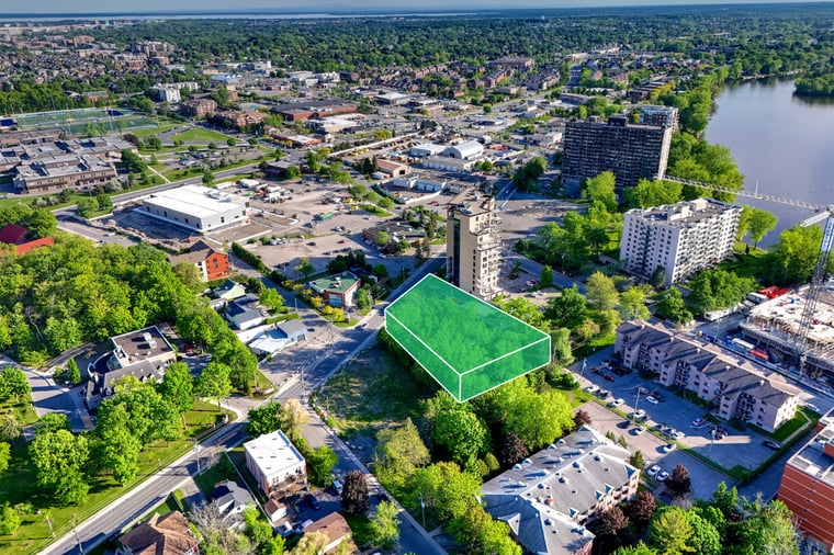 14033 boulevard Gouin Ouest - Photo principale