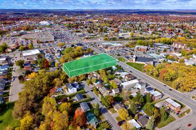 Blvd. des Laurentides - Photo principale