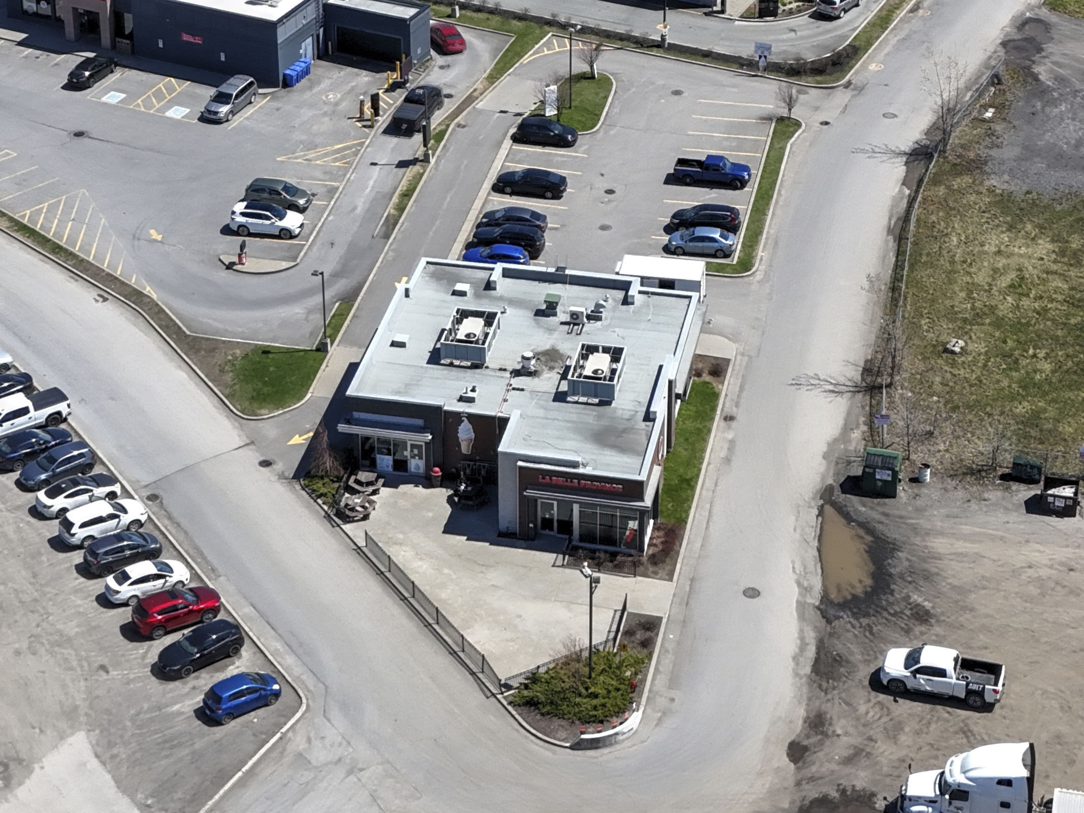 280 Blvd Louis-Philippe-Picard - Immeuble