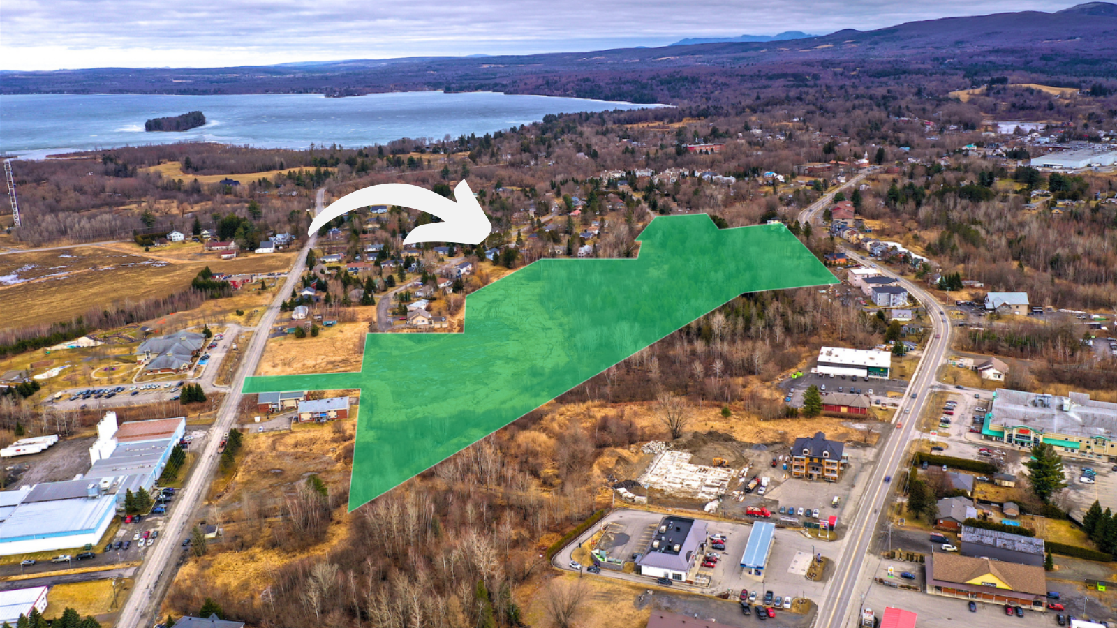 Landerz is an exclusive destination for finding land suitable for commercial real estate development, residential housing development, and land conservation.